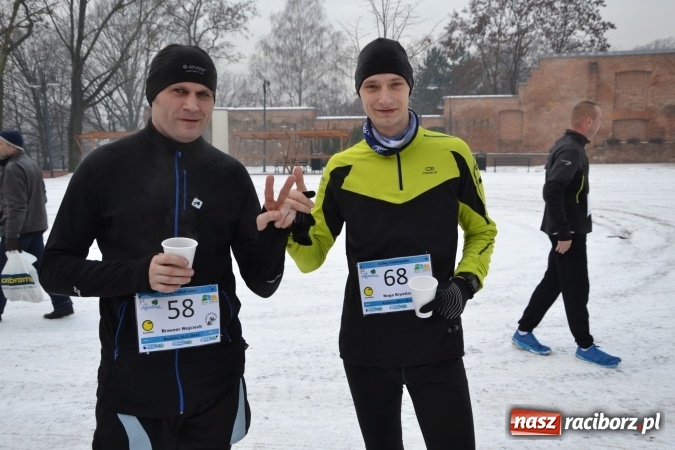 Zdjęcie w galerii na portalu naszraciborz.pl: Ponad stu uczestników II Biegu Nadodrzańskiego wiadomości z regionu