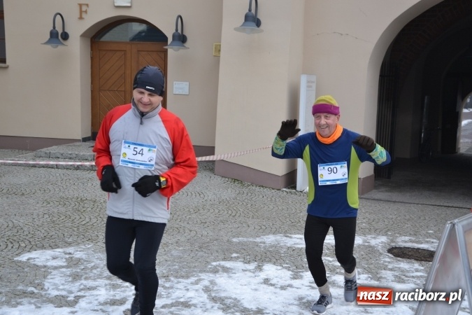 Zdjęcie w galerii na portalu naszraciborz.pl: Ponad stu uczestników II Biegu Nadodrzańskiego wiadomości z regionu