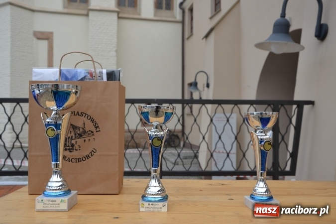 Zdjęcie w galerii na portalu naszraciborz.pl: Ponad stu uczestników II Biegu Nadodrzańskiego wiadomości z regionu