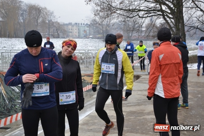 Zdjęcie w galerii na portalu naszraciborz.pl: Ponad stu uczestników II Biegu Nadodrzańskiego wiadomości z regionu