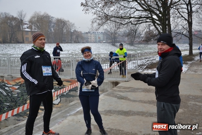 Zdjęcie w galerii na portalu naszraciborz.pl: Ponad stu uczestników II Biegu Nadodrzańskiego wiadomości z regionu