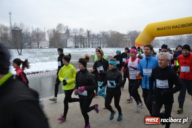 Zdjęcie w galerii na portalu naszraciborz.pl: Ponad stu uczestników II Biegu Nadodrzańskiego wiadomości z regionu