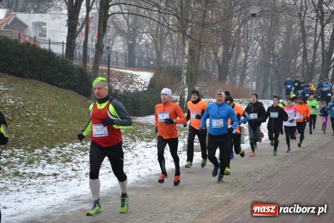 Zdjęcie w galerii na portalu naszraciborz.pl: Ponad stu uczestników II Biegu Nadodrzańskiego wiadomości z regionu
