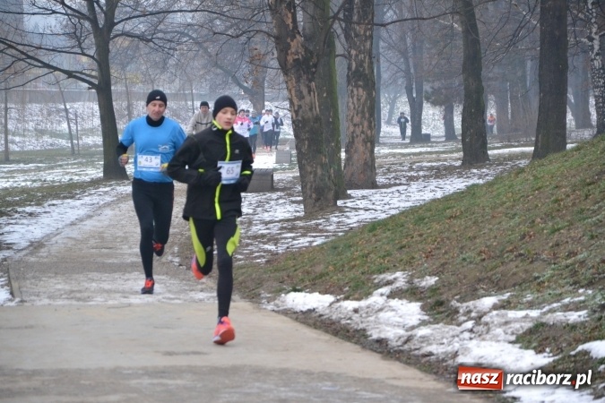Zdjęcie w galerii na portalu naszraciborz.pl: Ponad stu uczestników II Biegu Nadodrzańskiego wiadomości z regionu