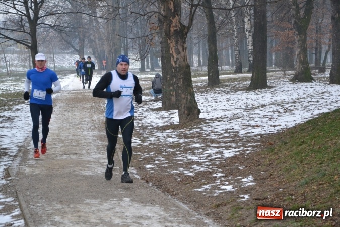 Zdjęcie w galerii na portalu naszraciborz.pl: Ponad stu uczestników II Biegu Nadodrzańskiego wiadomości z regionu