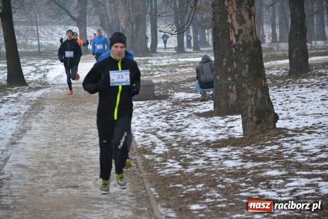 Zdjęcie w galerii na portalu naszraciborz.pl: Ponad stu uczestników II Biegu Nadodrzańskiego wiadomości z regionu