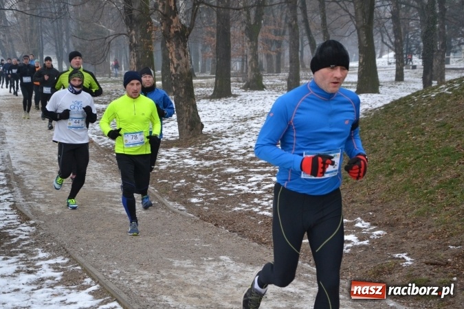 Zdjęcie w galerii na portalu naszraciborz.pl: Ponad stu uczestników II Biegu Nadodrzańskiego wiadomości z regionu