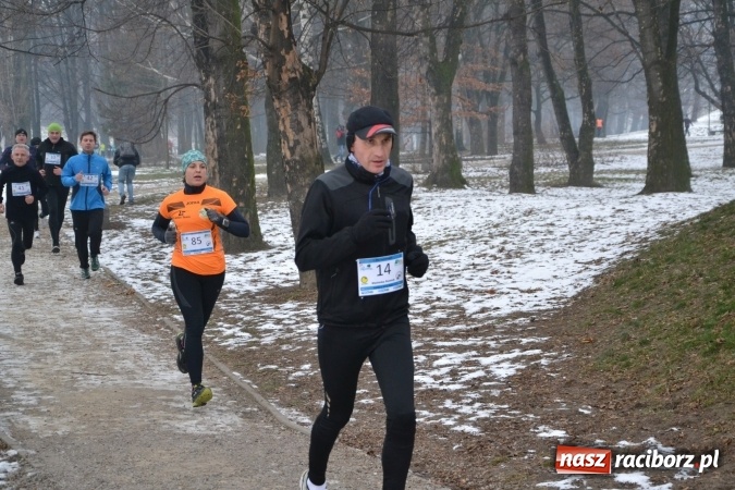 Zdjęcie w galerii na portalu naszraciborz.pl: Ponad stu uczestników II Biegu Nadodrzańskiego wiadomości z regionu