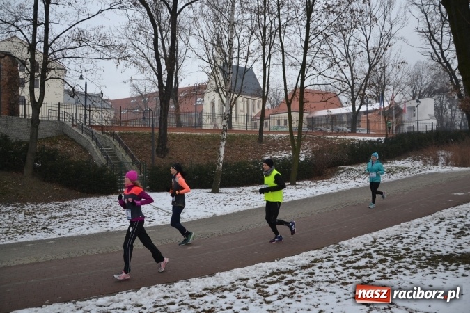 Zdjęcie w galerii na portalu naszraciborz.pl: Ponad stu uczestników II Biegu Nadodrzańskiego wiadomości z regionu