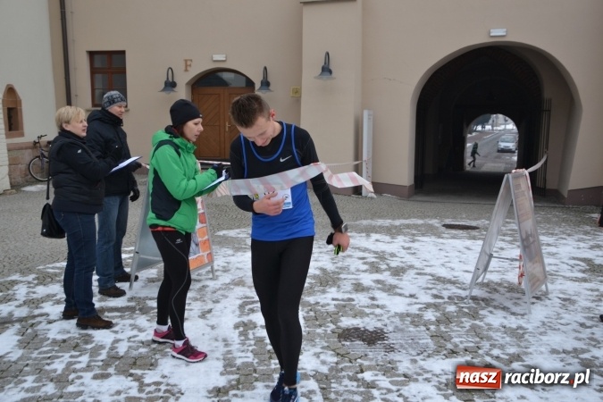 Zdjęcie w galerii na portalu naszraciborz.pl: Ponad stu uczestników II Biegu Nadodrzańskiego wiadomości z regionu