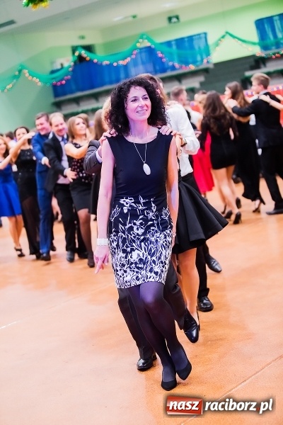 Zdjęcie w galerii na portalu naszraciborz.pl: Sezon studni&oacute;wek rozpoczęty - I LO im. Kasprowicza wybrało Arenę Rafako FOTO I WIDEO wiadomości z regionu