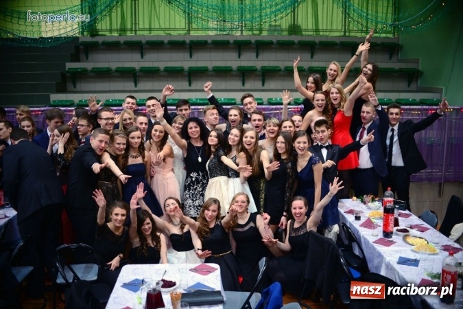 Zdjęcie w galerii na portalu naszraciborz.pl: Studniówka I LO w obiektywie studia FotoPerla.eu wiadomości z regionu