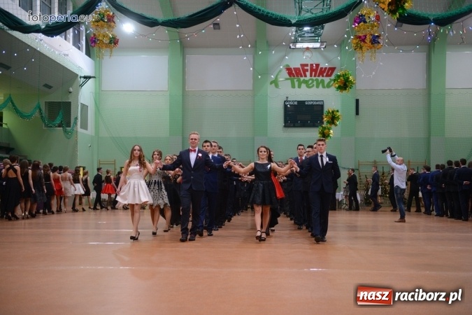 Zdjęcie w galerii na portalu naszraciborz.pl: Studniówka I LO w obiektywie studia FotoPerla.eu wiadomości z regionu