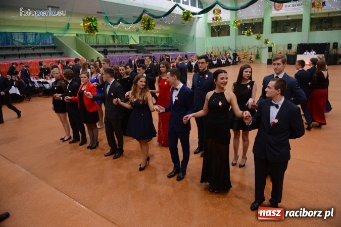 Zdjęcie w galerii na portalu naszraciborz.pl: Studniówka I LO w obiektywie studia FotoPerla.eu wiadomości z regionu