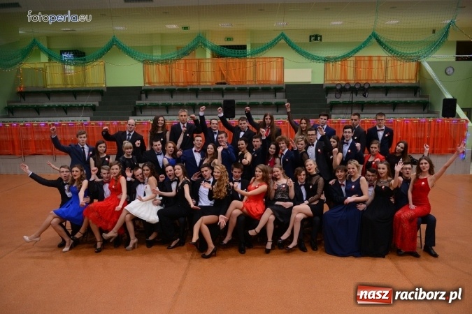 Zdjęcie w galerii na portalu naszraciborz.pl: Studniówka I LO w obiektywie studia FotoPerla.eu wiadomości z regionu