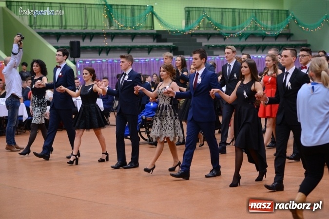 Zdjęcie w galerii na portalu naszraciborz.pl: Studniówka I LO w obiektywie studia FotoPerla.eu wiadomości z regionu