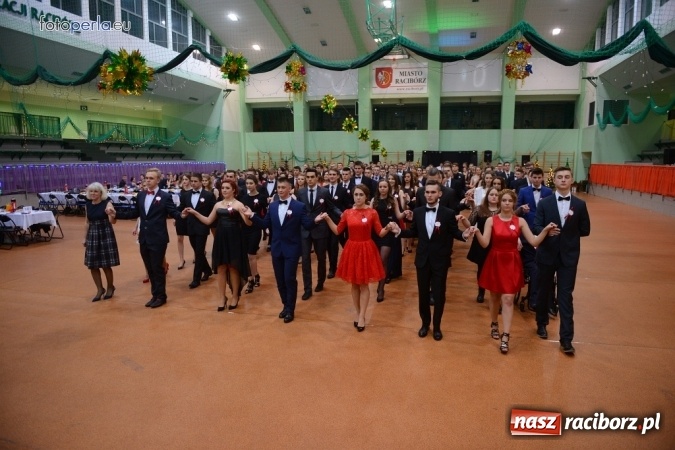 Zdjęcie w galerii na portalu naszraciborz.pl: Studniówka I LO w obiektywie studia FotoPerla.eu wiadomości z regionu