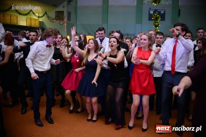 Zdjęcie w galerii na portalu naszraciborz.pl: Studniówka I LO w obiektywie studia FotoPerla.eu wiadomości z regionu