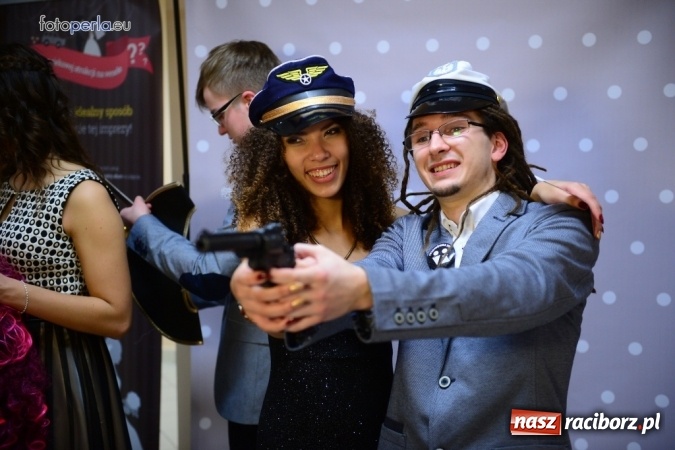 Zdjęcie w galerii na portalu naszraciborz.pl: Studniówka I LO w obiektywie studia FotoPerla.eu wiadomości z regionu