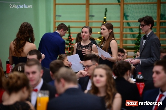 Zdjęcie w galerii na portalu naszraciborz.pl: Studniówka I LO w obiektywie studia FotoPerla.eu wiadomości z regionu