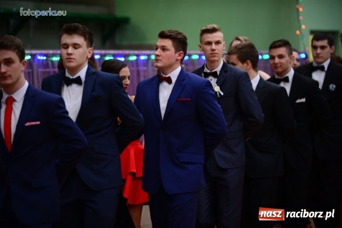 Zdjęcie w galerii na portalu naszraciborz.pl: Studniówka I LO w obiektywie studia FotoPerla.eu wiadomości z regionu