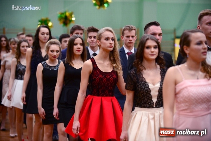 Zdjęcie w galerii na portalu naszraciborz.pl: Studniówka I LO w obiektywie studia FotoPerla.eu wiadomości z regionu