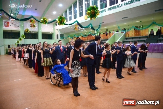 Zdjęcie w galerii na portalu naszraciborz.pl: Studniówka I LO w obiektywie studia FotoPerla.eu wiadomości z regionu