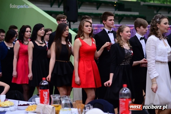 Zdjęcie w galerii na portalu naszraciborz.pl: Studniówka I LO w obiektywie studia FotoPerla.eu wiadomości z regionu