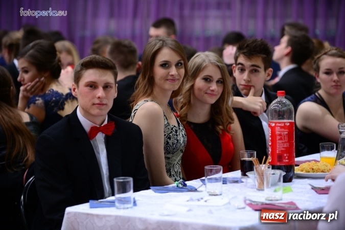 Zdjęcie w galerii na portalu naszraciborz.pl: Studniówka I LO w obiektywie studia FotoPerla.eu wiadomości z regionu