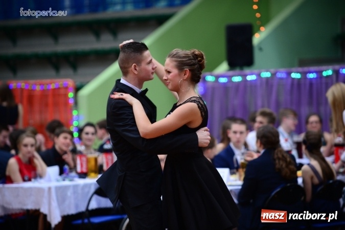 Zdjęcie w galerii na portalu naszraciborz.pl: Studniówka I LO w obiektywie studia FotoPerla.eu wiadomości z regionu