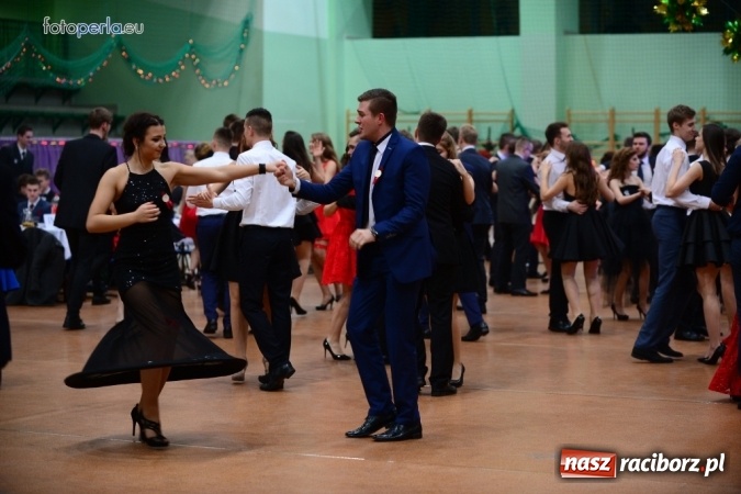 Zdjęcie w galerii na portalu naszraciborz.pl: Studniówka I LO w obiektywie studia FotoPerla.eu wiadomości z regionu