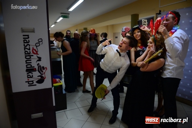 Zdjęcie w galerii na portalu naszraciborz.pl: Studniówka I LO w obiektywie studia FotoPerla.eu wiadomości z regionu