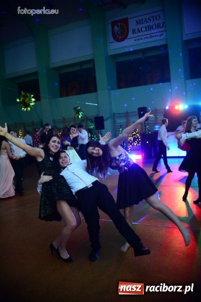 Zdjęcie w galerii na portalu naszraciborz.pl: Studniówka I LO w obiektywie studia FotoPerla.eu wiadomości z regionu