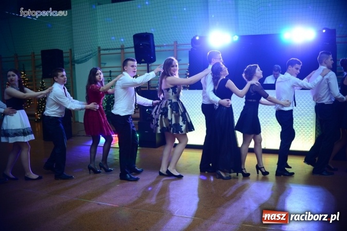 Zdjęcie w galerii na portalu naszraciborz.pl: Studniówka I LO w obiektywie studia FotoPerla.eu wiadomości z regionu