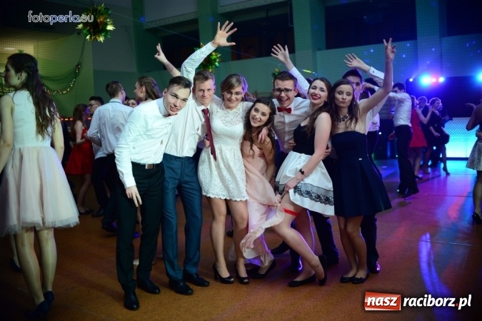 Zdjęcie w galerii na portalu naszraciborz.pl: Studniówka I LO w obiektywie studia FotoPerla.eu wiadomości z regionu