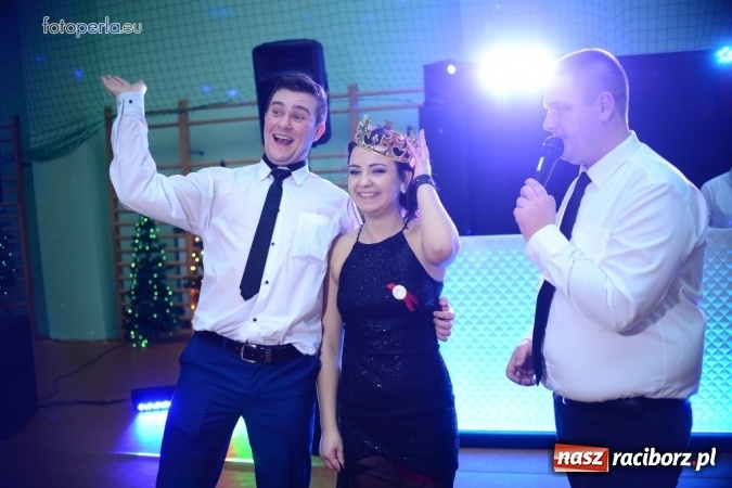 Zdjęcie w galerii na portalu naszraciborz.pl: Studniówka I LO w obiektywie studia FotoPerla.eu wiadomości z regionu