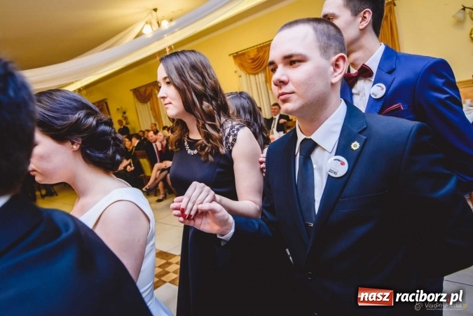 Zdjęcie w galerii na portalu naszraciborz.pl: Pierwsza studniówka Mechanika - trzy klasy bawiły się w Pogrzebieniu FOTO I WIDEO wiadomości z regionu