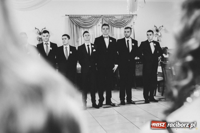 Zdjęcie w galerii na portalu naszraciborz.pl: Pierwsza studniówka Mechanika - trzy klasy bawiły się w Pogrzebieniu FOTO I WIDEO wiadomości z regionu