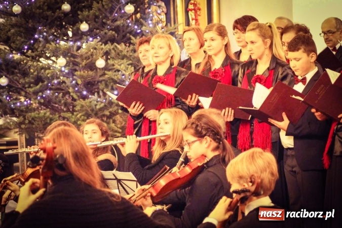 Zdjęcie w galerii na portalu naszraciborz.pl: Brzeski chór koncertem pożegnał okres Bożego Narodzenia i promował swoją drugą płytę wiadomości z regionu