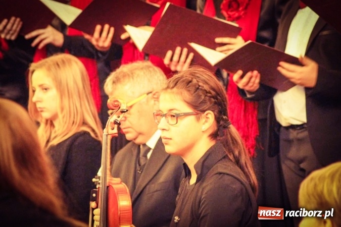 Zdjęcie w galerii na portalu naszraciborz.pl: Brzeski chór koncertem pożegnał okres Bożego Narodzenia i promował swoją drugą płytę wiadomości z regionu