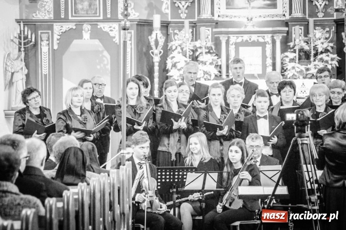 Zdjęcie w galerii na portalu naszraciborz.pl: Brzeski chór koncertem pożegnał okres Bożego Narodzenia i promował swoją drugą płytę wiadomości z regionu