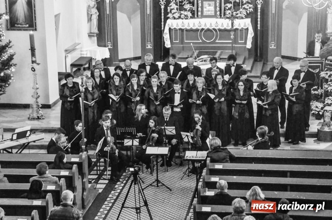 Zdjęcie w galerii na portalu naszraciborz.pl: Brzeski chór koncertem pożegnał okres Bożego Narodzenia i promował swoją drugą płytę wiadomości z regionu