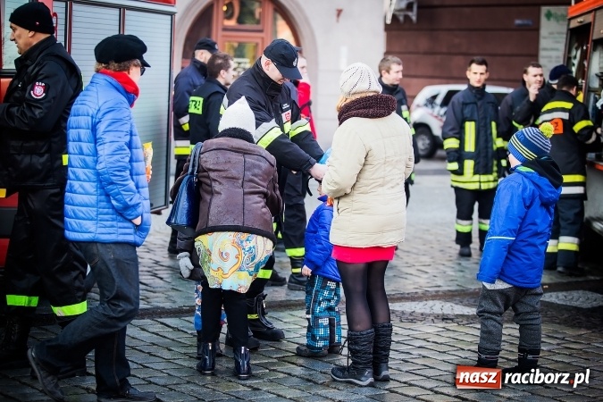 Zdjęcie w galerii na portalu naszraciborz.pl: Zobacz jak Wielka Orkiestra Świątecznej Pomocy zagrała w Raciborzu wiadomości z regionu