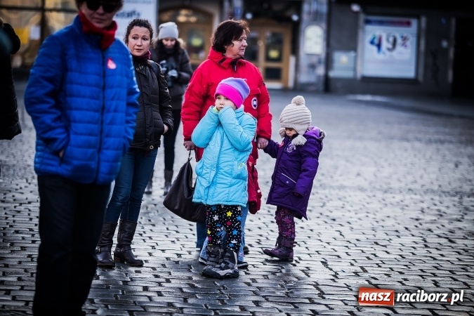 Zdjęcie w galerii na portalu naszraciborz.pl: Zobacz jak Wielka Orkiestra Świątecznej Pomocy zagrała w Raciborzu wiadomości z regionu