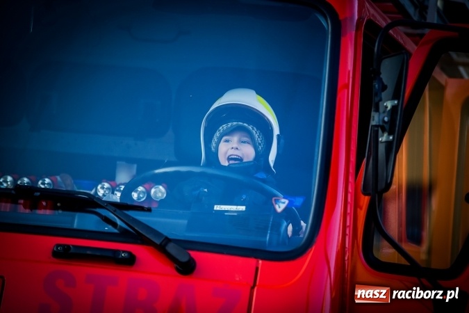 Zdjęcie w galerii na portalu naszraciborz.pl: Zobacz jak Wielka Orkiestra Świątecznej Pomocy zagrała w Raciborzu wiadomości z regionu