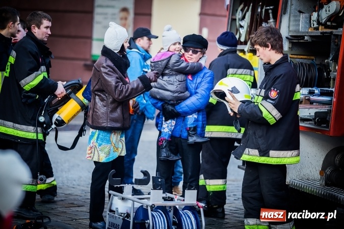 Zdjęcie w galerii na portalu naszraciborz.pl: Zobacz jak Wielka Orkiestra Świątecznej Pomocy zagrała w Raciborzu wiadomości z regionu