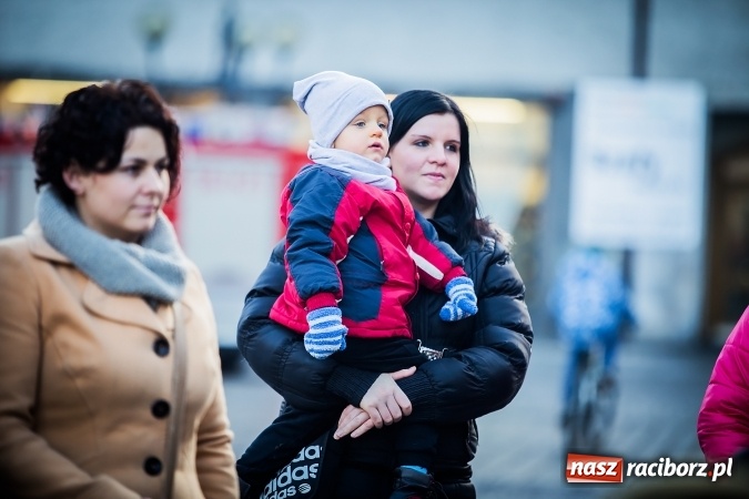 Zdjęcie w galerii na portalu naszraciborz.pl: Zobacz jak Wielka Orkiestra Świątecznej Pomocy zagrała w Raciborzu wiadomości z regionu