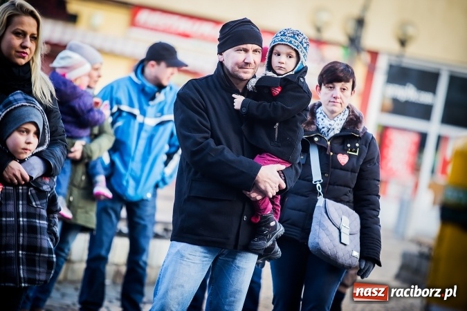 Zdjęcie w galerii na portalu naszraciborz.pl: Zobacz jak Wielka Orkiestra Świątecznej Pomocy zagrała w Raciborzu wiadomości z regionu
