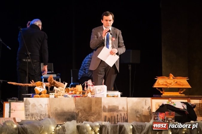 Zdjęcie w galerii na portalu naszraciborz.pl: Zobacz jak Wielka Orkiestra Świątecznej Pomocy zagrała w Raciborzu wiadomości z regionu