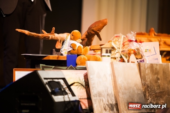 Zdjęcie w galerii na portalu naszraciborz.pl: Zobacz jak Wielka Orkiestra Świątecznej Pomocy zagrała w Raciborzu wiadomości z regionu